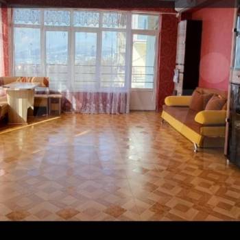 Сдается 2-х комнатная квартира, 76 м²