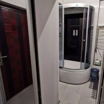 Продается 1-комнатная квартира, 32 м²