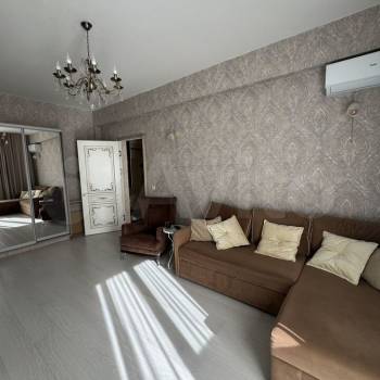 Сдается 1-комнатная квартира, 40 м²