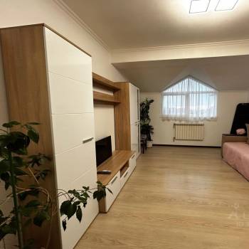 Сдается 2-х комнатная квартира, 72,9 м²
