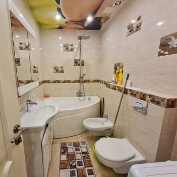 Продается 1-комнатная квартира, 45,6 м²