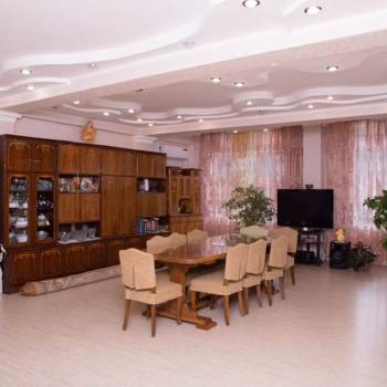 Продается Дом, 500 м²