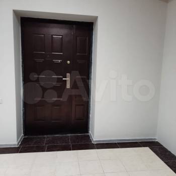 Сдается 2-х комнатная квартира, 90 м²