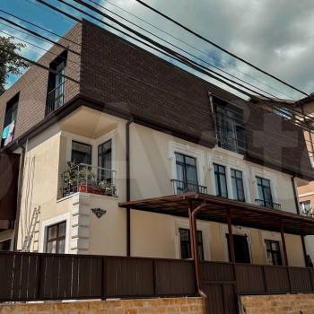 Сдается 1-комнатная квартира, 58 м²