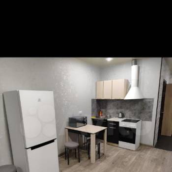 Сдается 1-комнатная квартира, 41,3 м²