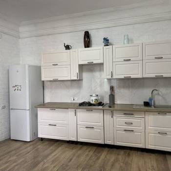 Сдается 1-комнатная квартира, 55 м²