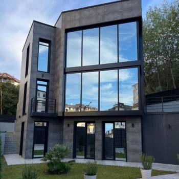 Продается Дом, 190 м²