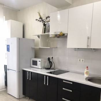 Продается 1-комнатная квартира, 33 м²