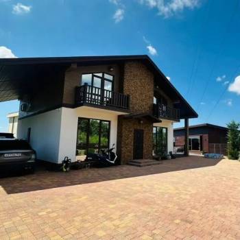 Продается Дом, 195 м²