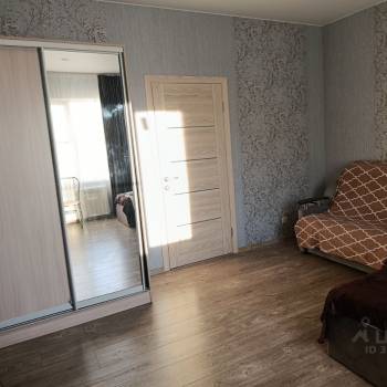 Сдается 1-комнатная квартира, 35 м²