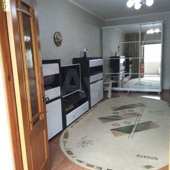 Сдается 1-комнатная квартира, 50 м²