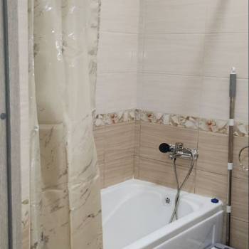 Сдается Многокомнатная квартира, 50 м²