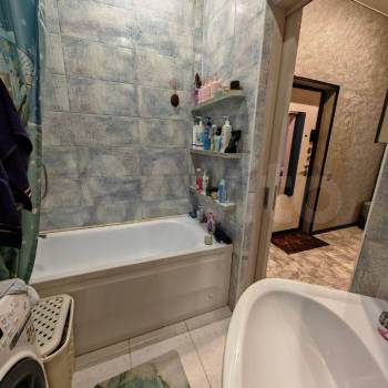 Продается 1-комнатная квартира, 37 м²