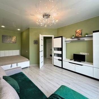 Продается 1-комнатная квартира, 37 м²