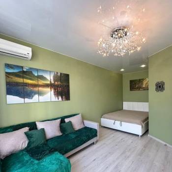 Продается 1-комнатная квартира, 37 м²