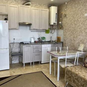 Продается 1-комнатная квартира, 35 м²