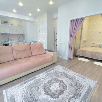 Сдается 1-комнатная квартира, 42 м²