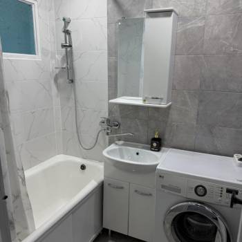 Сдается Многокомнатная квартира, 52 м²