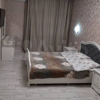 Сдается 2-х комнатная квартира, 75 м²