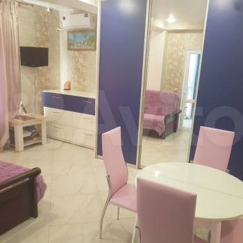 Продается 1-комнатная квартира, 32 м²