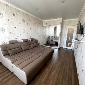 Сдается 1-комнатная квартира, 45 м²