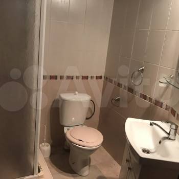 Сдается Комната, 77 м²