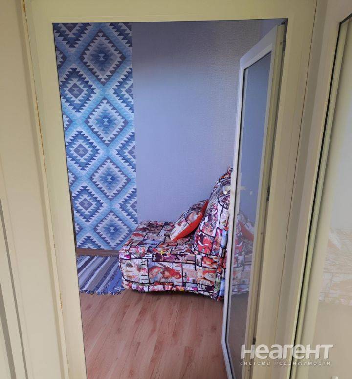 Продаю 3-х комн. квартиру, Донская (ул. Гончарова)