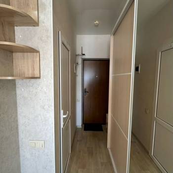 Продается 1-комнатная квартира, 18 м²