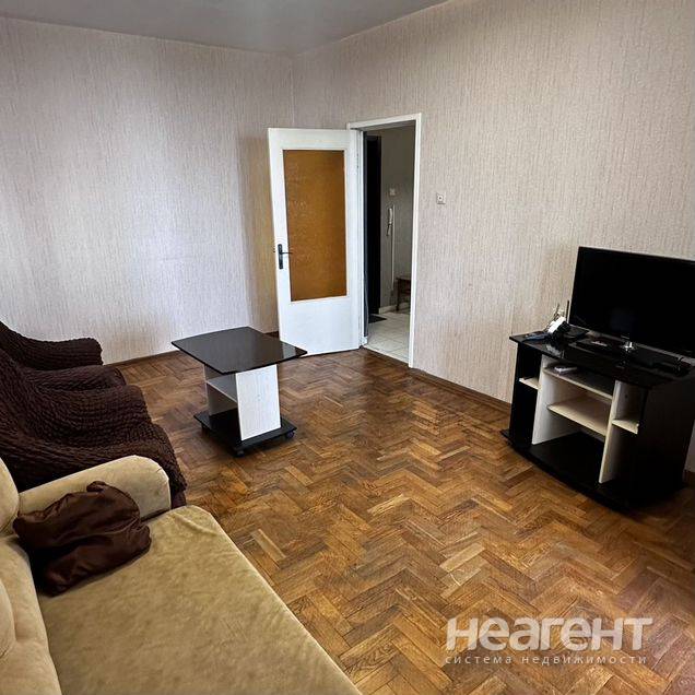 Продаю 2-комн. квартиру, ул. Есауленко, собственник