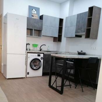 Продается 1-комнатная квартира, 32 м²