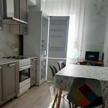 Сдается 2-х комнатная квартира, 58 м²
