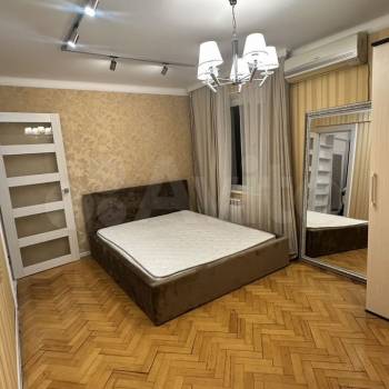 Продается 1-комнатная квартира, 34 м²