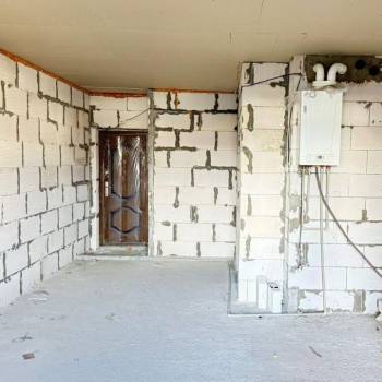 Продается 1-комнатная квартира, 38 м²