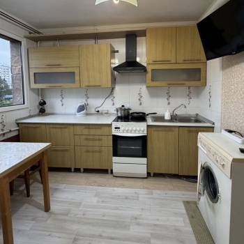 Сдается 1-комнатная квартира, 40 м²