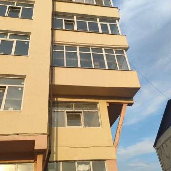 Продается 1-комнатная квартира, 84 м²