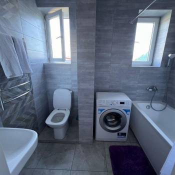 Сдается 2-х комнатная квартира, 75 м²