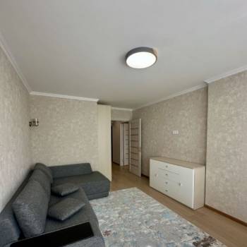 Сдается Многокомнатная квартира, 85 м²