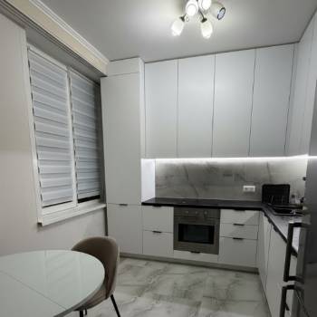 Продается Многокомнатная квартира, 97,7 м²