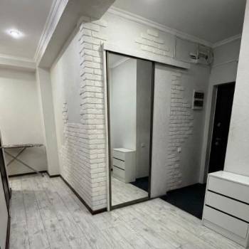 Продается Многокомнатная квартира, 97,7 м²