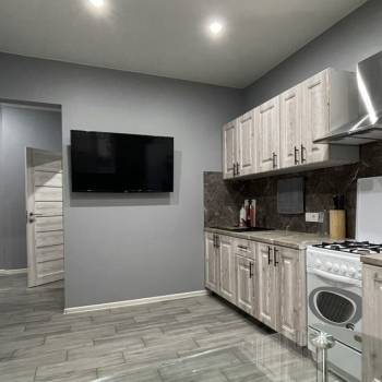 Сдается 1-комнатная квартира, 55 м²