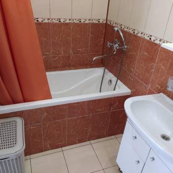 Продается 1-комнатная квартира, 36 м²