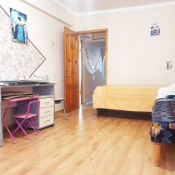 Продается 3-х комнатная квартира, 70 м²