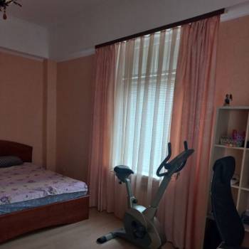 Продается 2-х комнатная квартира, 80 м²