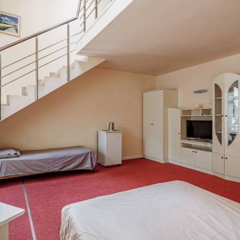 Сдается 1-комнатная квартира, 74 м²