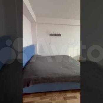 Сдается 1-комнатная квартира, 56 м²