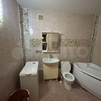 Сдается 2-х комнатная квартира, 81 м²