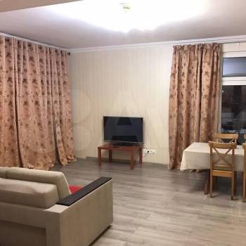 Сдается Многокомнатная квартира, 107,4 м²
