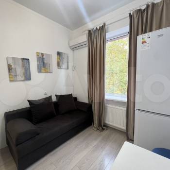 Продается 1-комнатная квартира, 15,4 м²