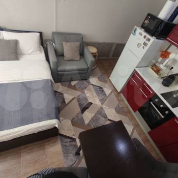 Продается 1-комнатная квартира, 18 м²