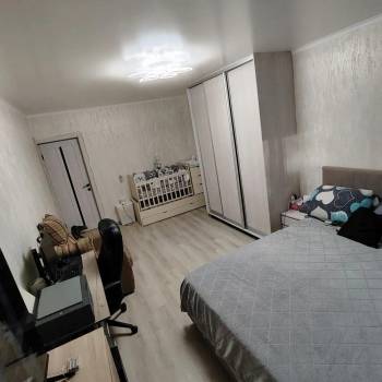 Продается 1-комнатная квартира, 47 м²